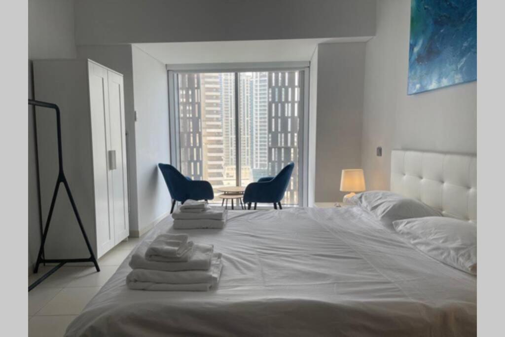 Cayan Tower Luxury Apartment With Sea View Dubai Eksteriør billede