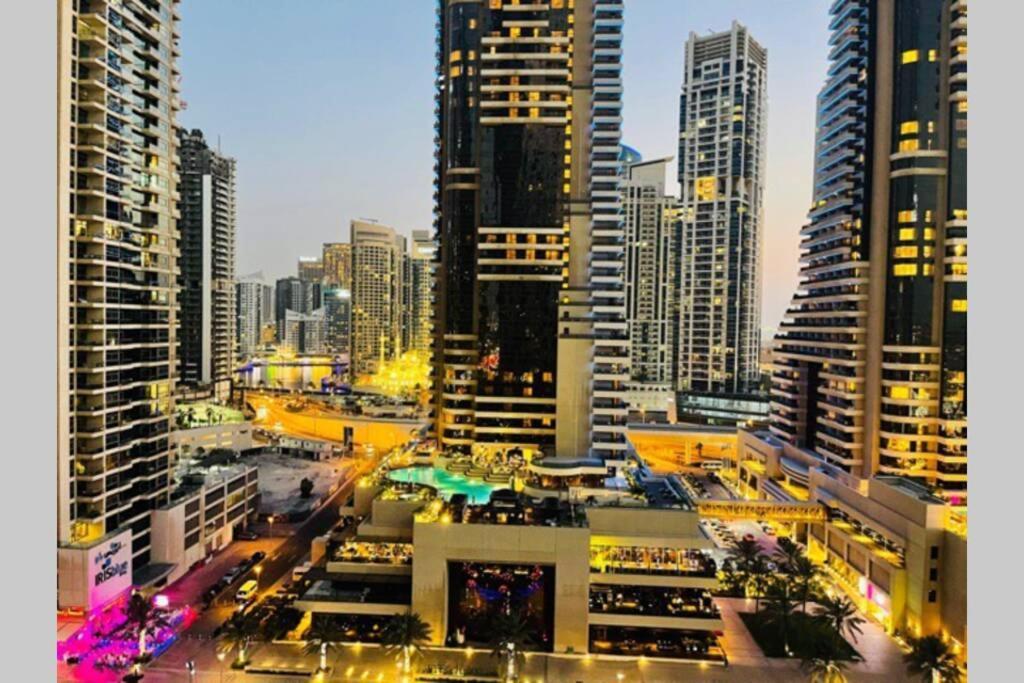 Cayan Tower Luxury Apartment With Sea View Dubai Eksteriør billede